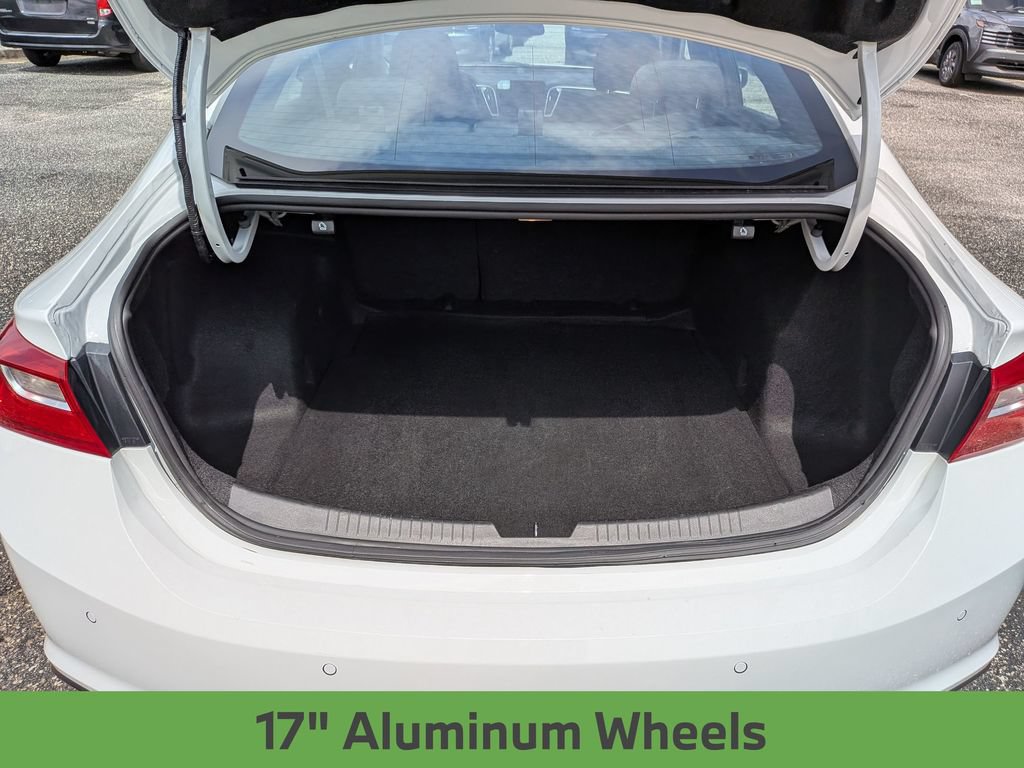 Used 2025 Chevrolet Malibu LT FWD image 27