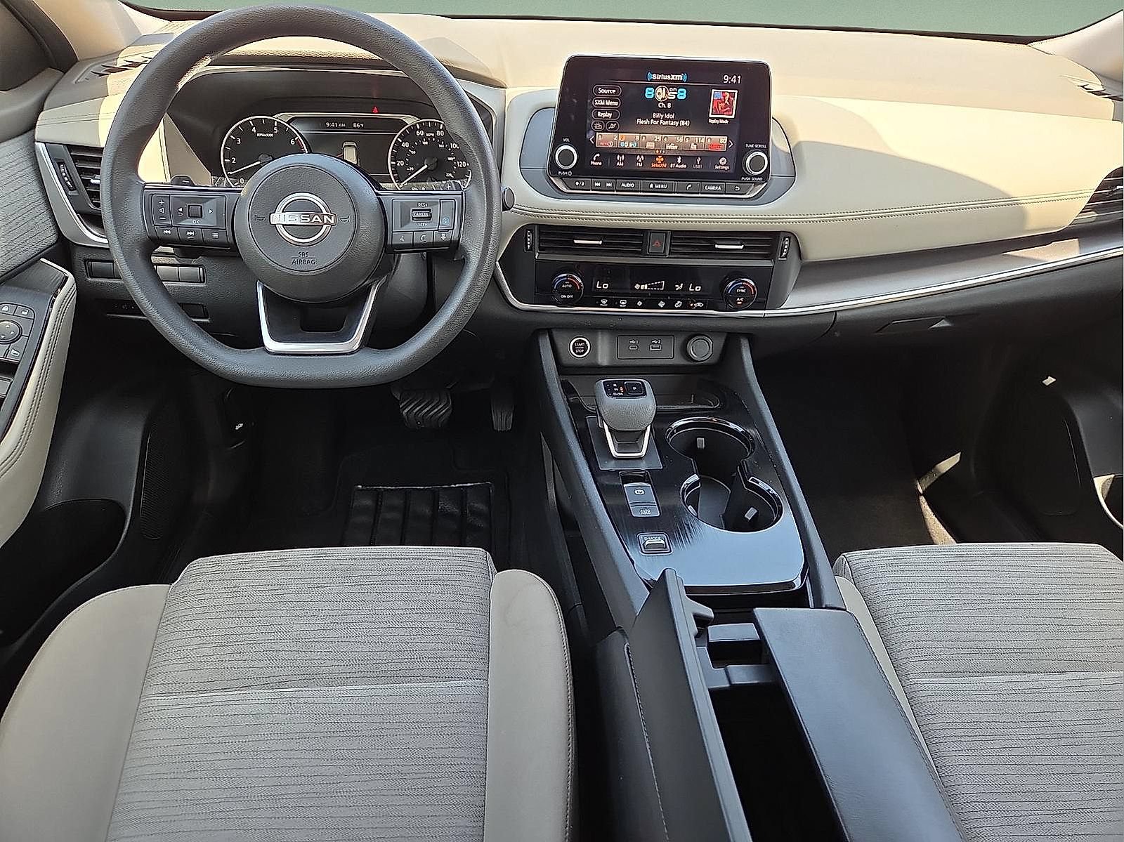 Used 2023 Nissan Rogue SV FWD image 11