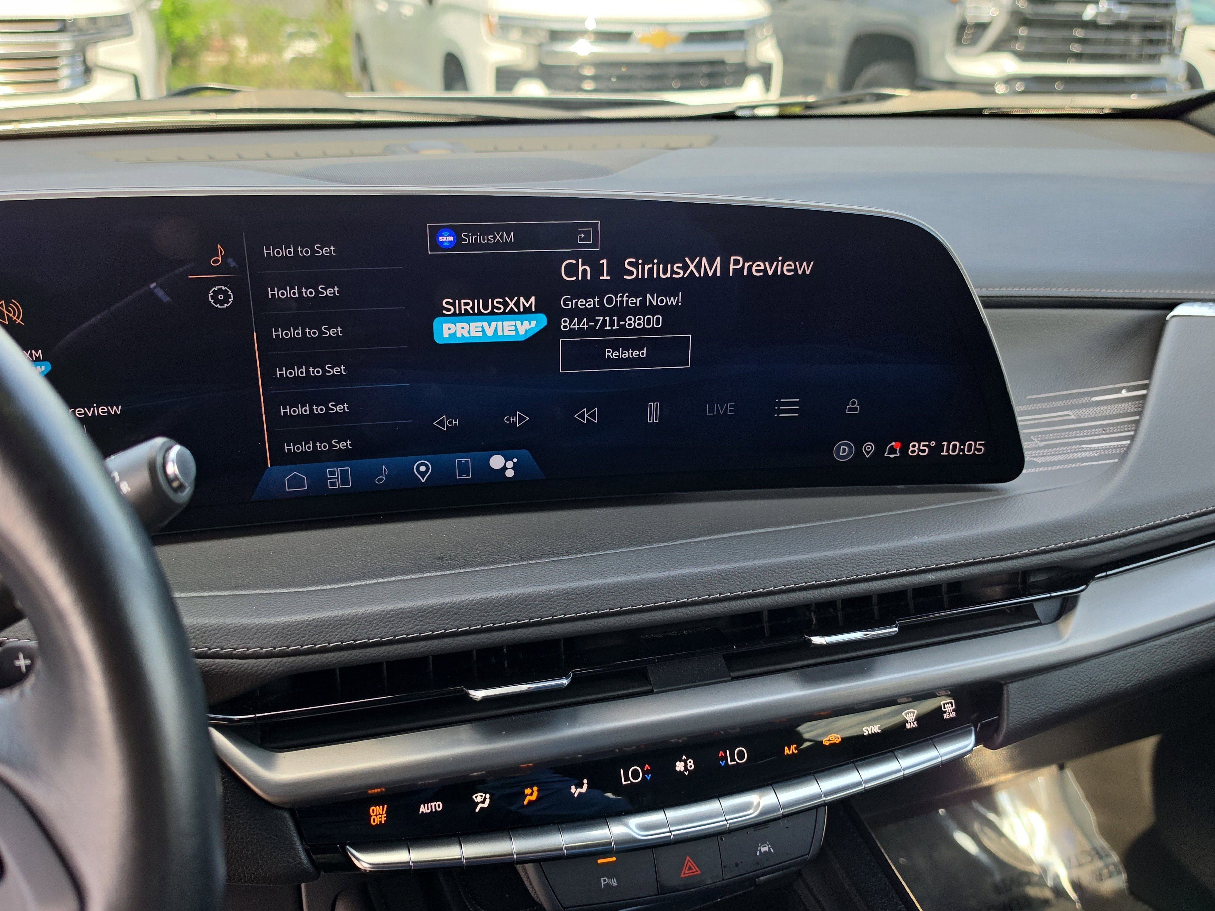 Used 2025 Cadillac XT4 Premium Luxury FWD image 26