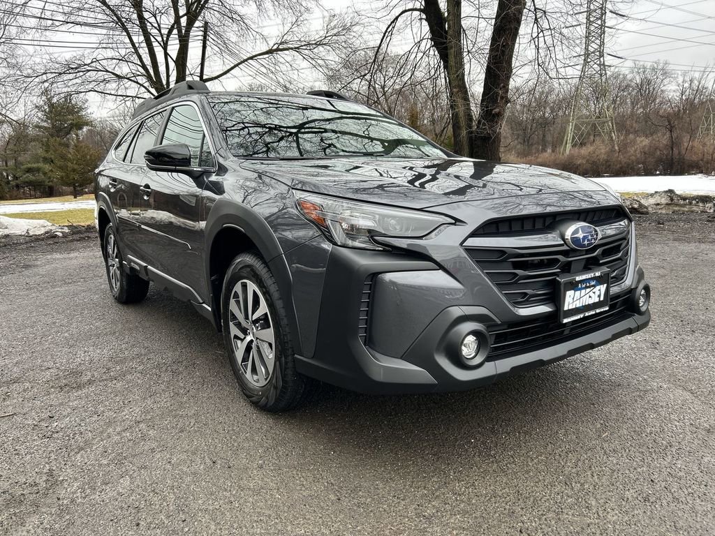 Certified 2025 Subaru Outback Premium image 2