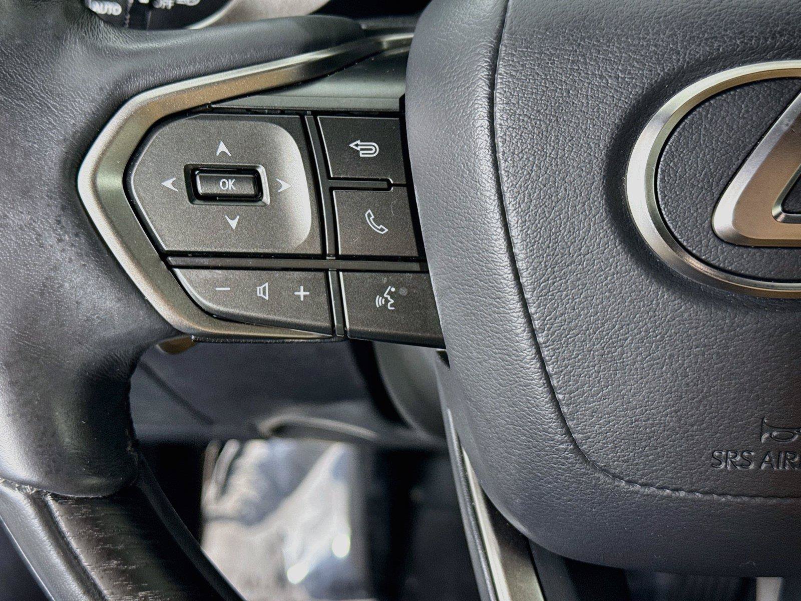 Used 2024 Lexus RX 350 Premium w/ Convenience Package FWD image 18