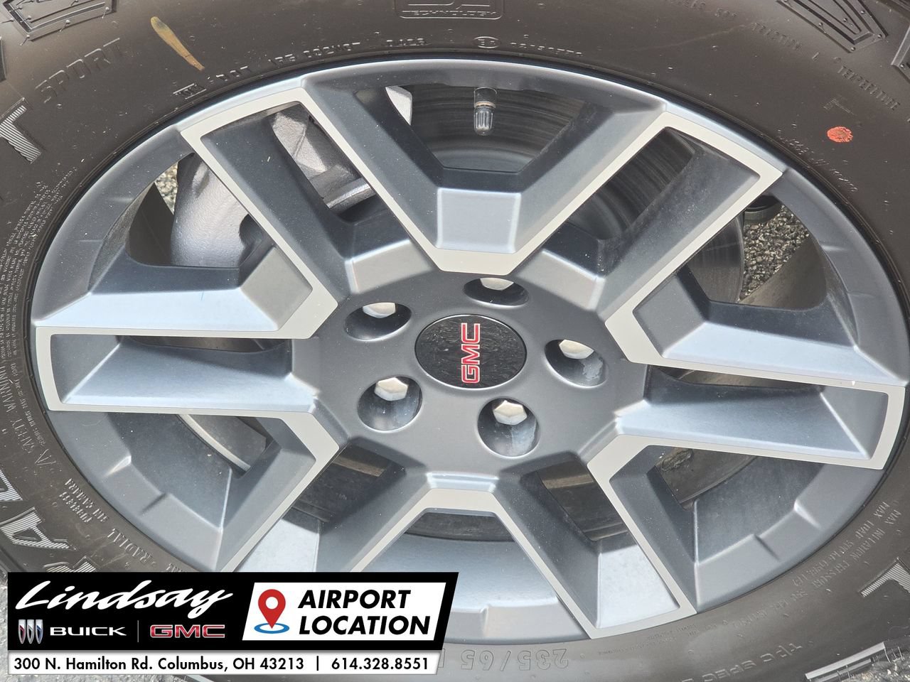 New 2026 GMC Terrain AT4 w/ Convenience Package III AWD/4WD image 33