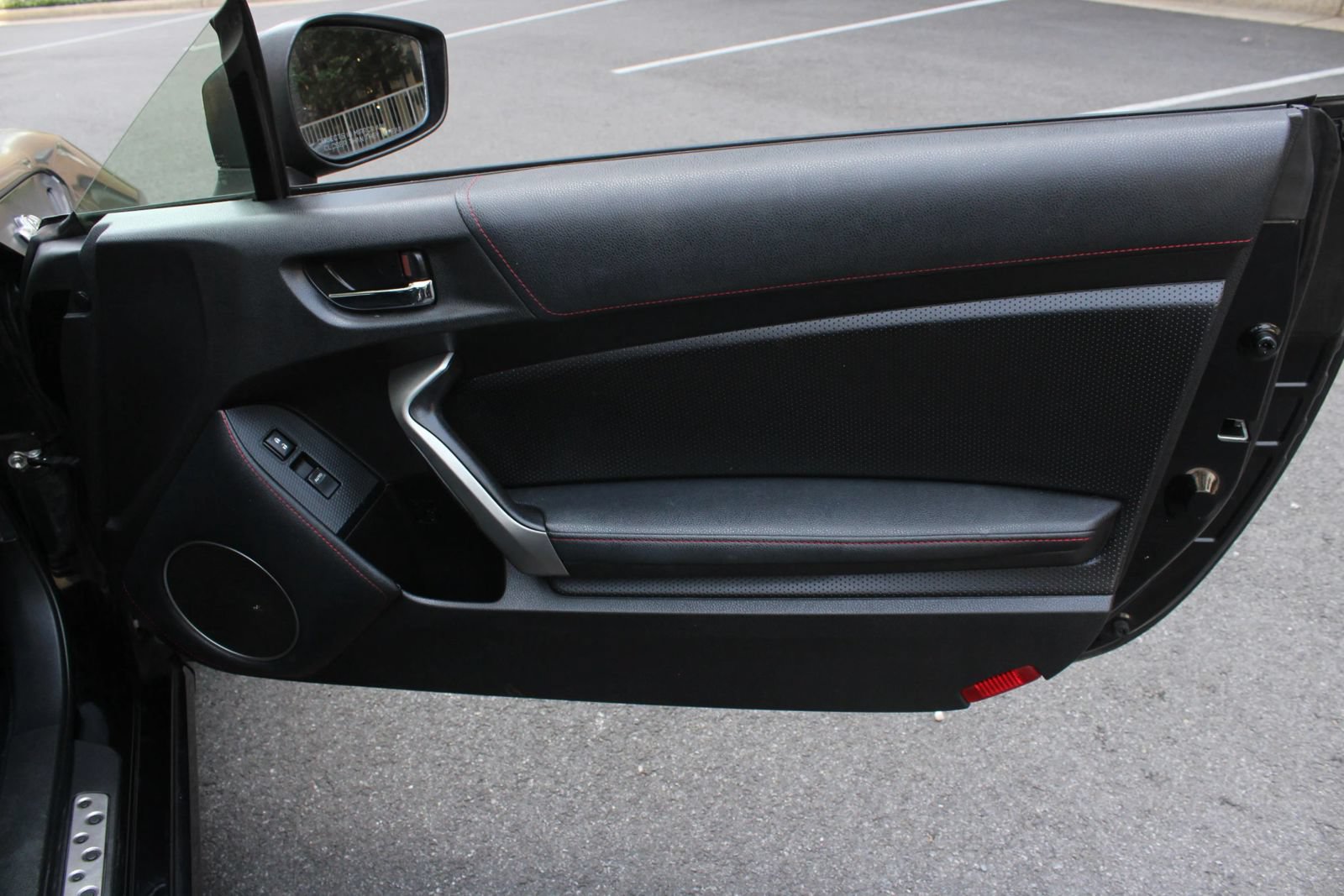 Used 2015 Scion FR-S RWD image 16