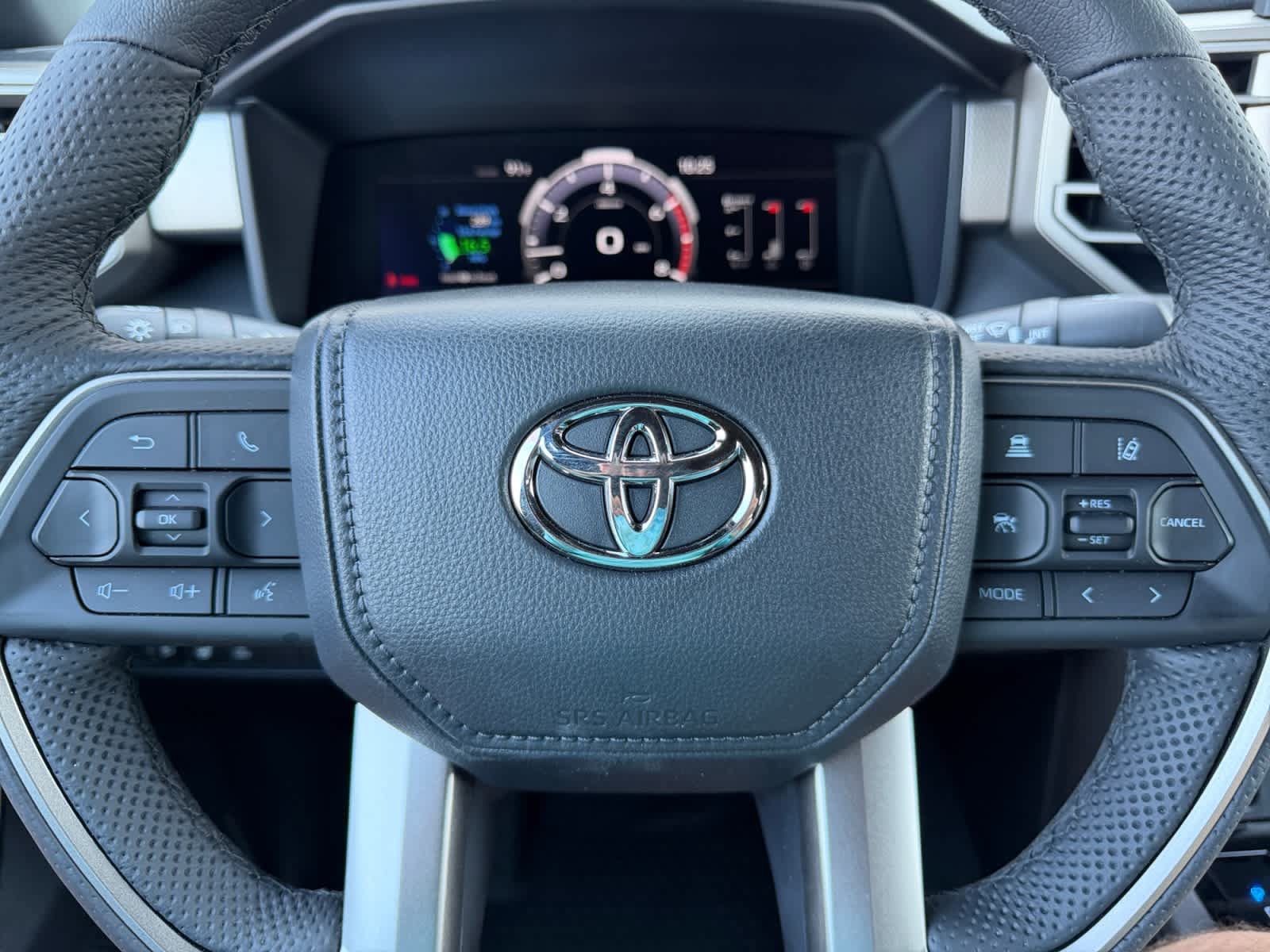 Used 2026 Toyota Tundra Limited AWD/4WD image 13