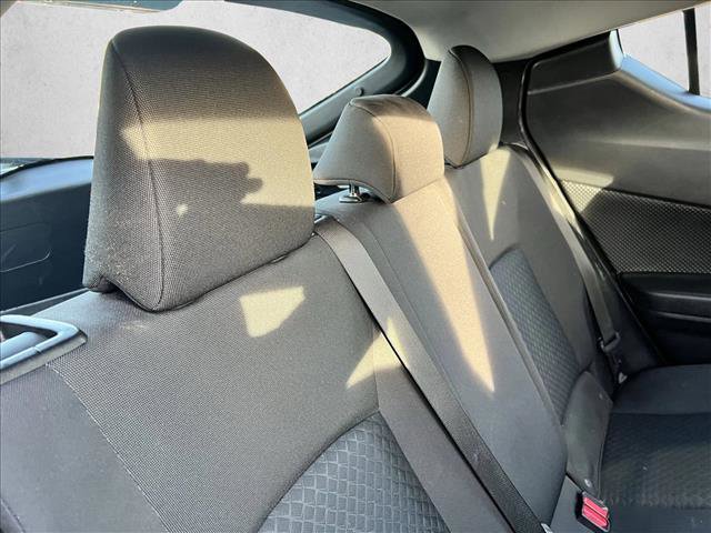 Used 2021 Toyota C-HR LE image 19