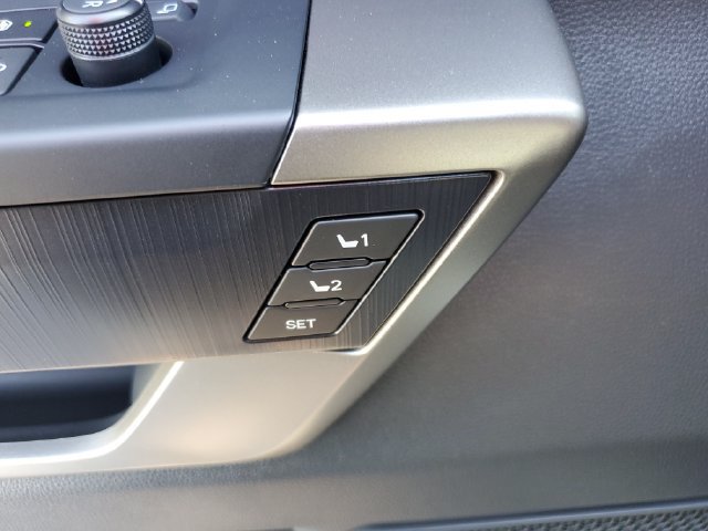 New 2026 Toyota Tundra Platinum AWD/4WD image 18