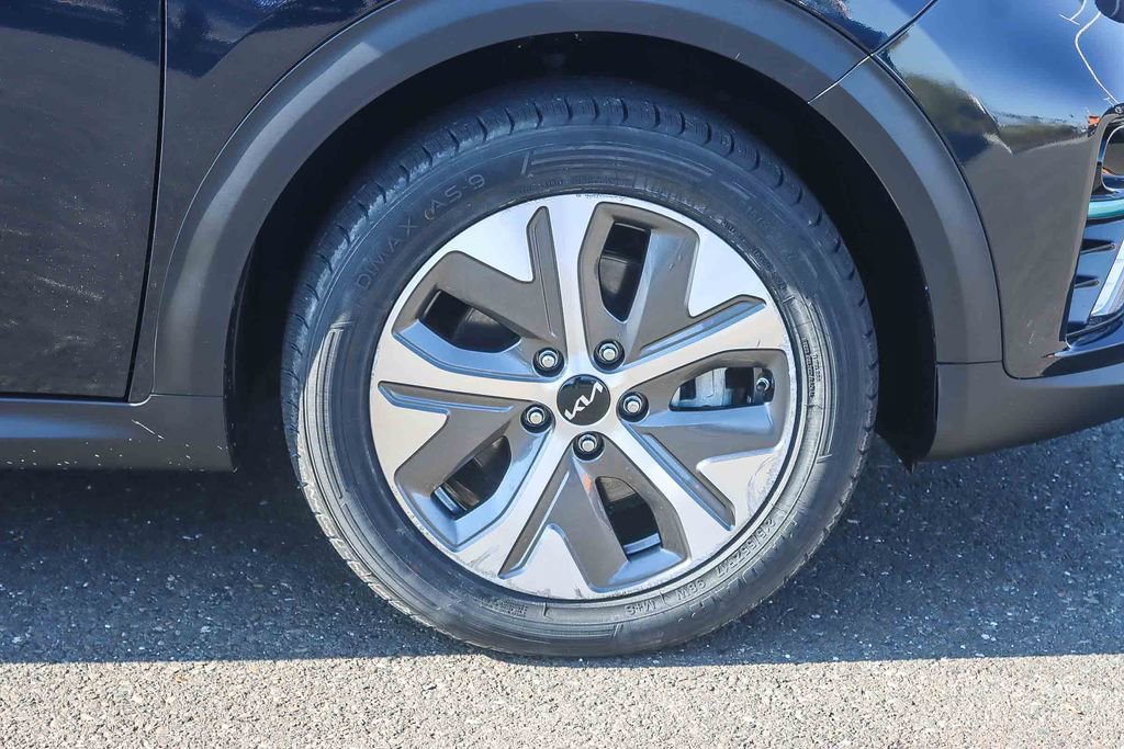 Used 2022 Kia Niro EX Premium image 15
