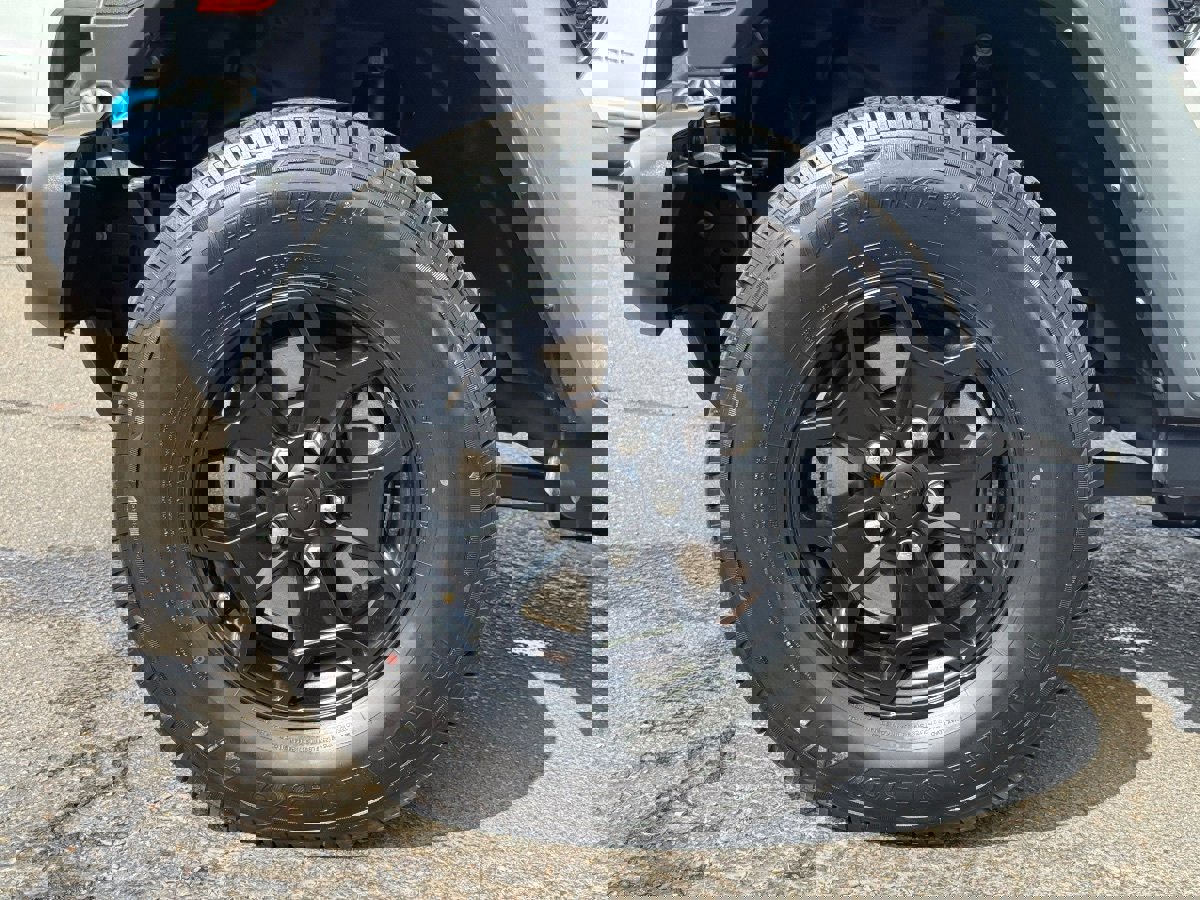 Used 2023 Jeep Wrangler Unlimited image 9