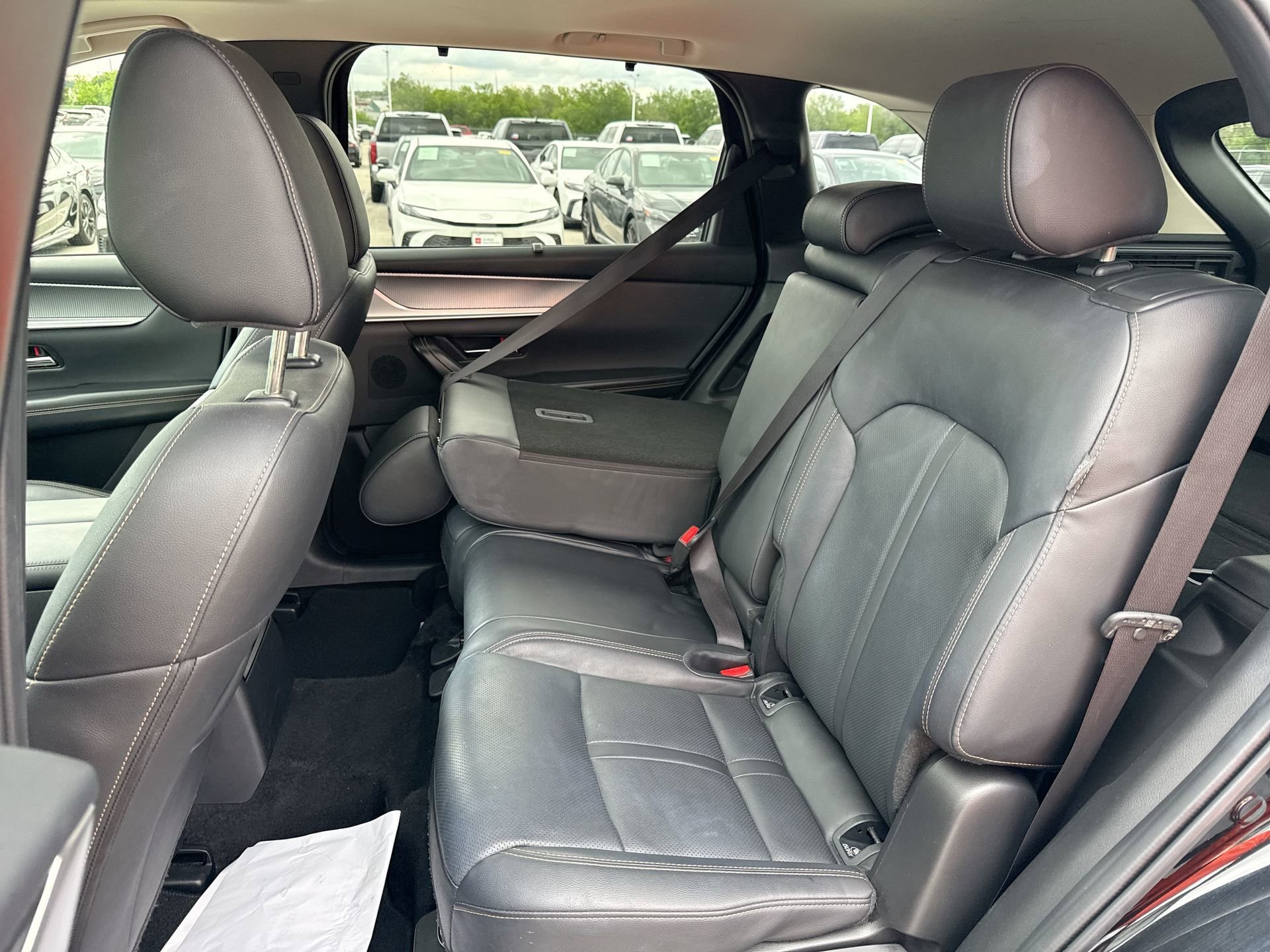 Used 2025 MAZDA CX-90 3.3 Turbo w/ Preferred Package AWD/4WD image 24