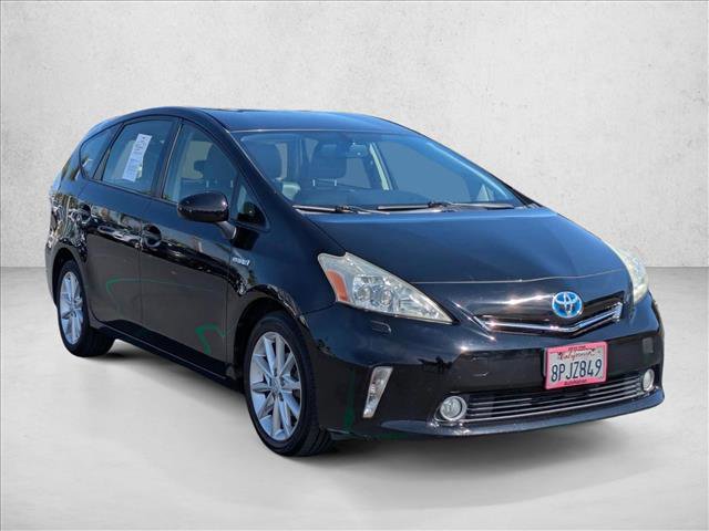 Used 2012 Toyota Prius V Five video 3