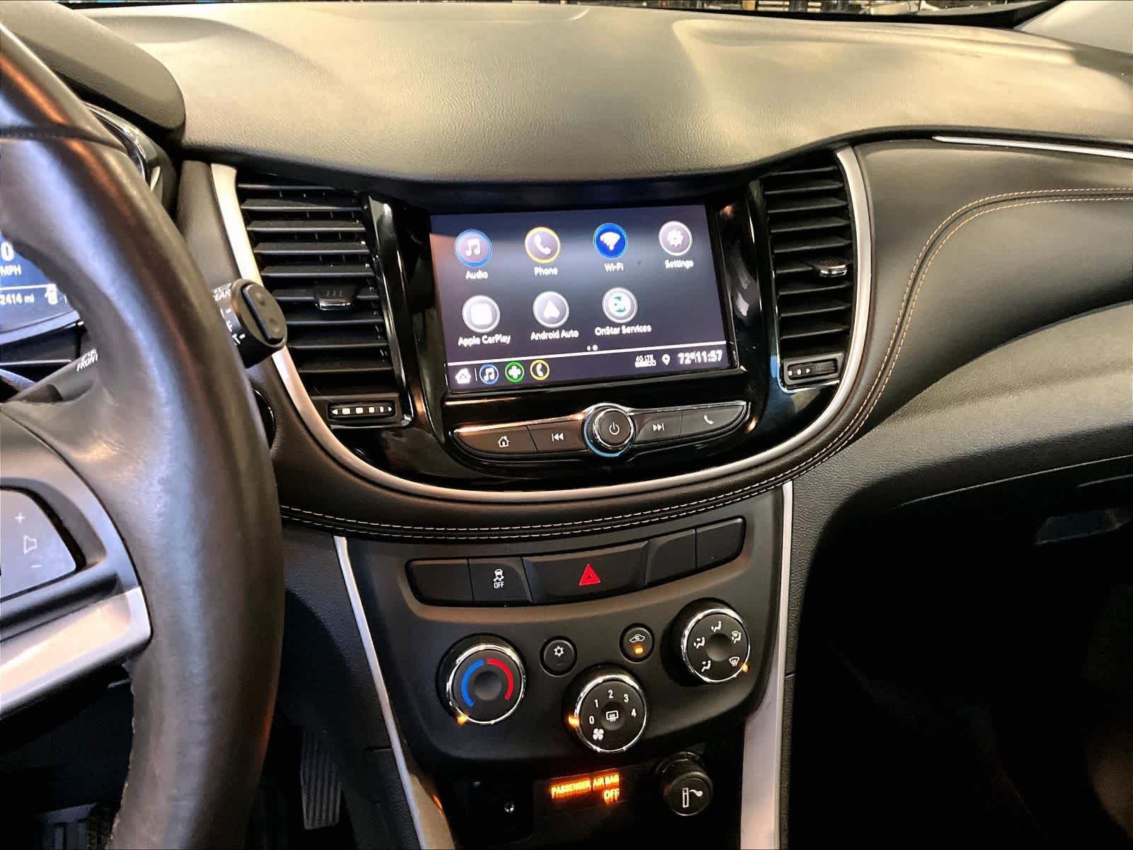 Used 2022 Chevrolet Trax LT w/ Midnight Edition AWD/4WD image 19