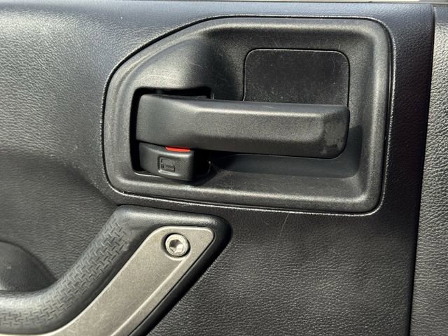 Used 2014 Jeep Wrangler Unlimited Sport w/ Connectivity Group image 22