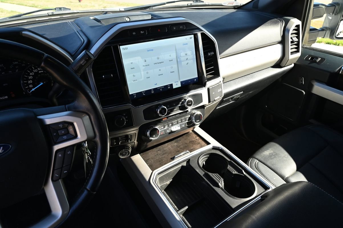 Used 2022 Ford F350 Lariat w/ Chrome Package image 38