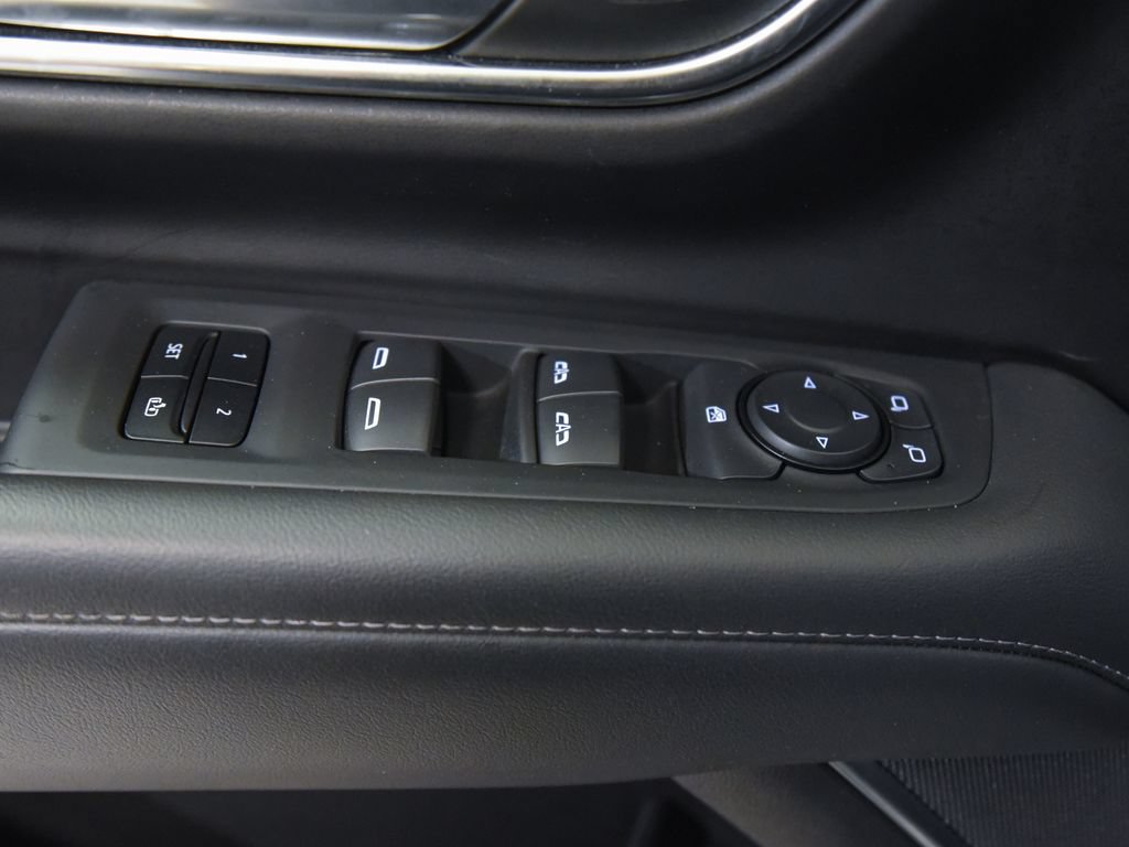 Used 2023 Chevrolet Tahoe LT AWD/4WD image 18