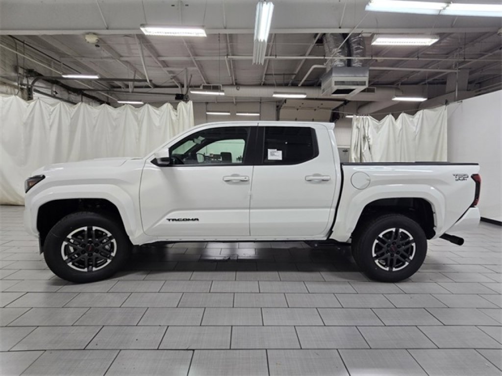 New 2025 Toyota Tacoma TRD Sport image 10