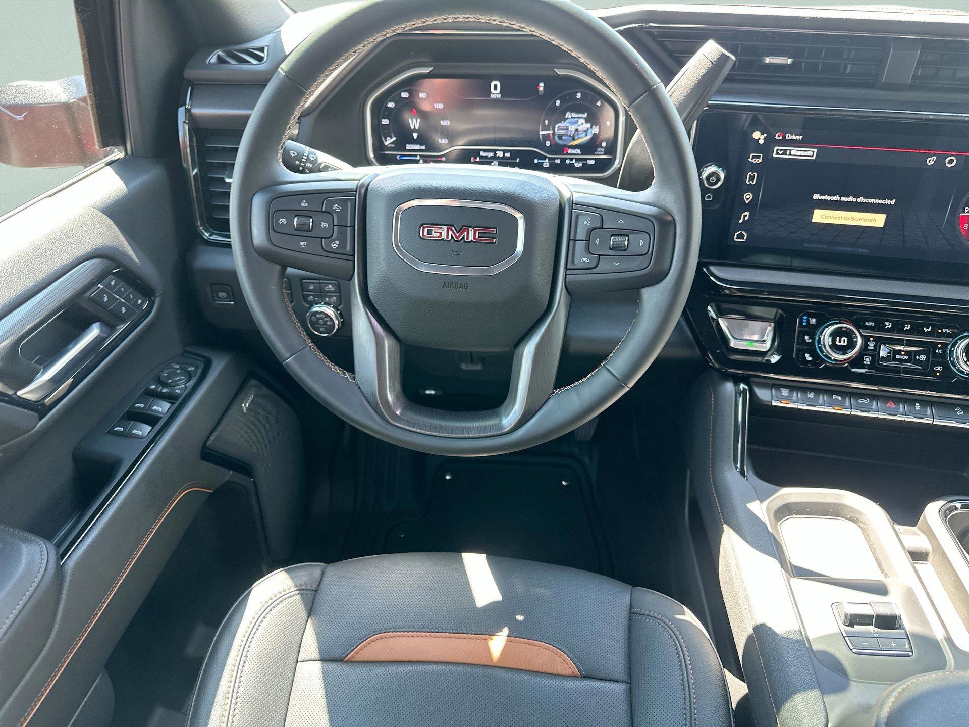 Used 2024 GMC Sierra 2500 AT4 w/ AT4 Premium Plus Package image 11