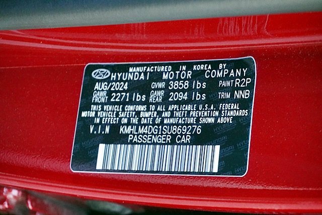 Used 2025 Hyundai Elantra Sport image 30