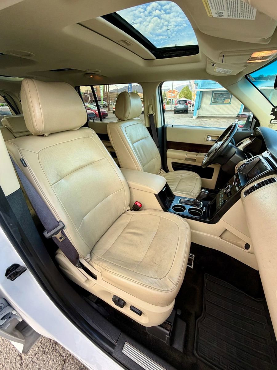 Used 2013 Ford Flex Limited w/ Trailer Tow Pkg Class III AWD/4WD image 14