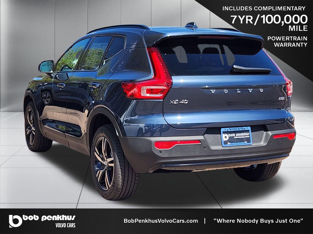 New 2026 Volvo XC40 B5 Core w/ Climate Package image 27