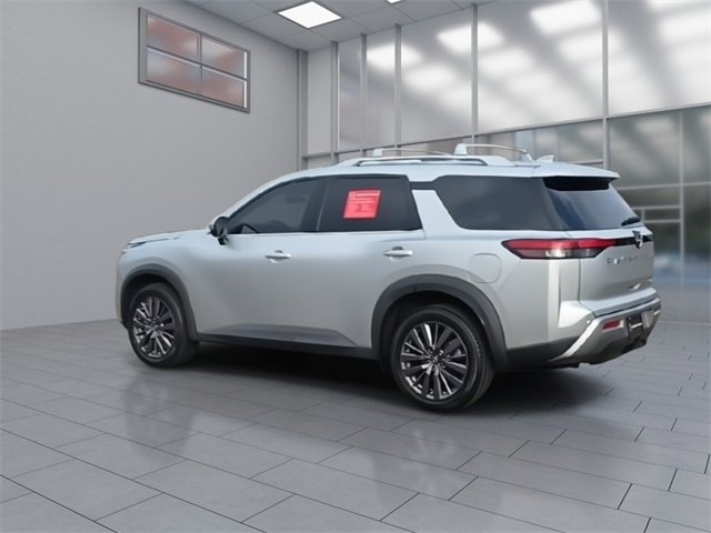 Certified 2023 Nissan Pathfinder SL w/ SL Premium Package image 6