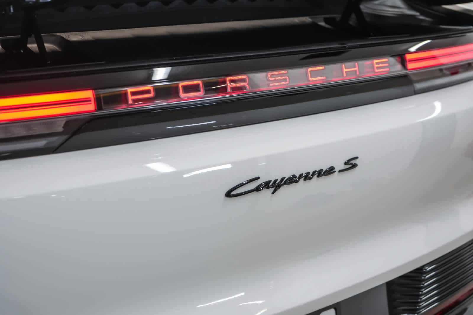 New 2026 Porsche Cayenne S AWD/4WD image 12