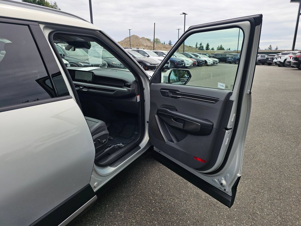 Certified 2024 Kia EV9 Wind AWD/4WD image 30