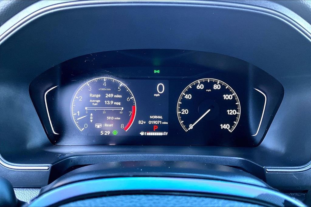 Used 2025 Honda Pilot TrailSport image 12