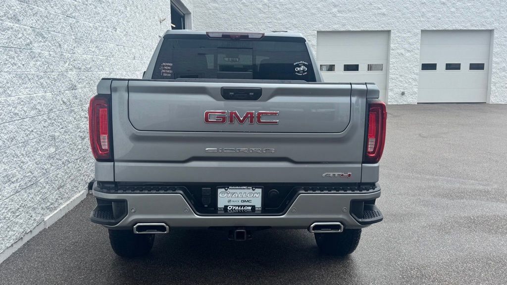 Used 2024 GMC Sierra 1500 AT4 w/ Technology Package image 11