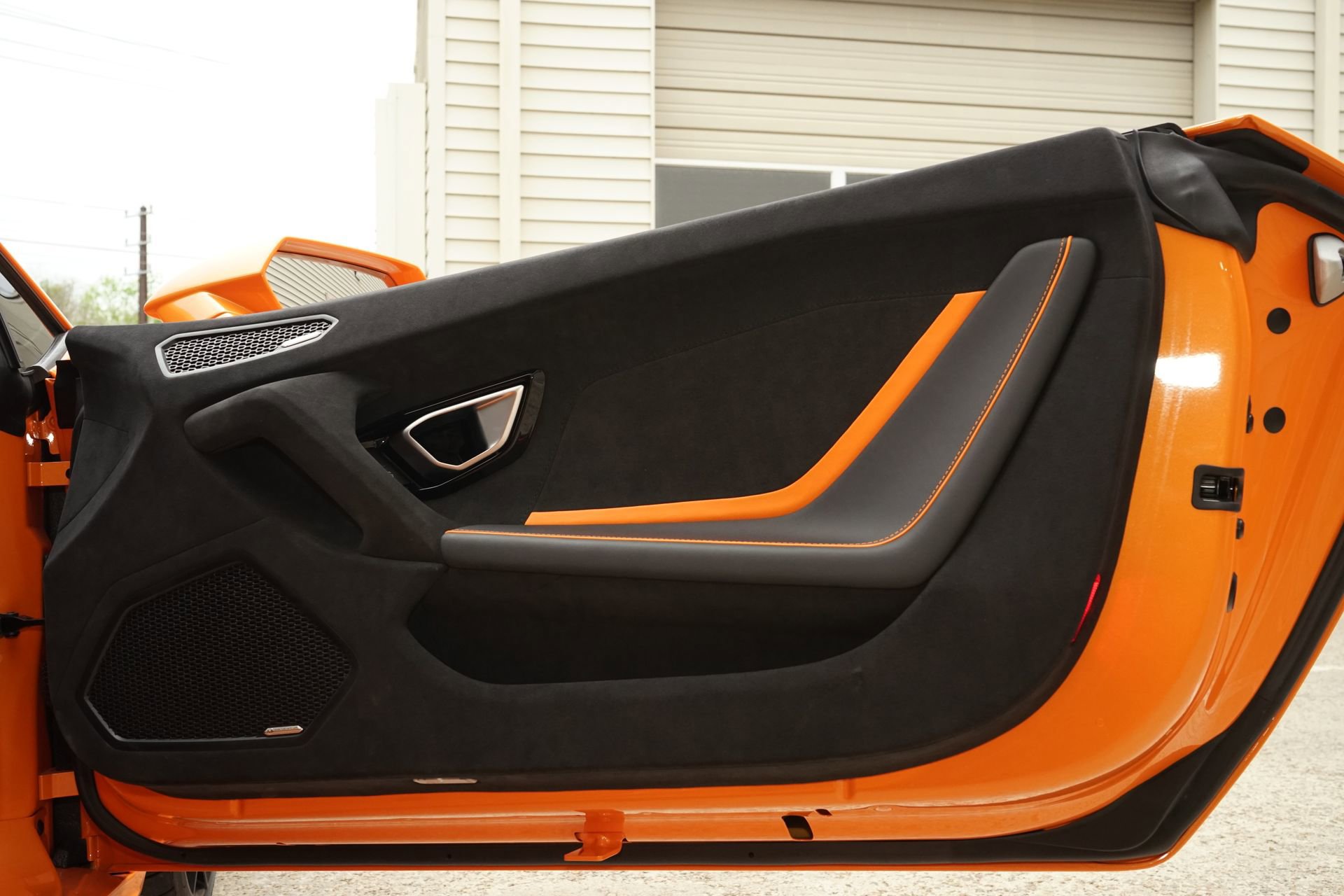 Used 2023 Lamborghini Huracan Tecnica image 22