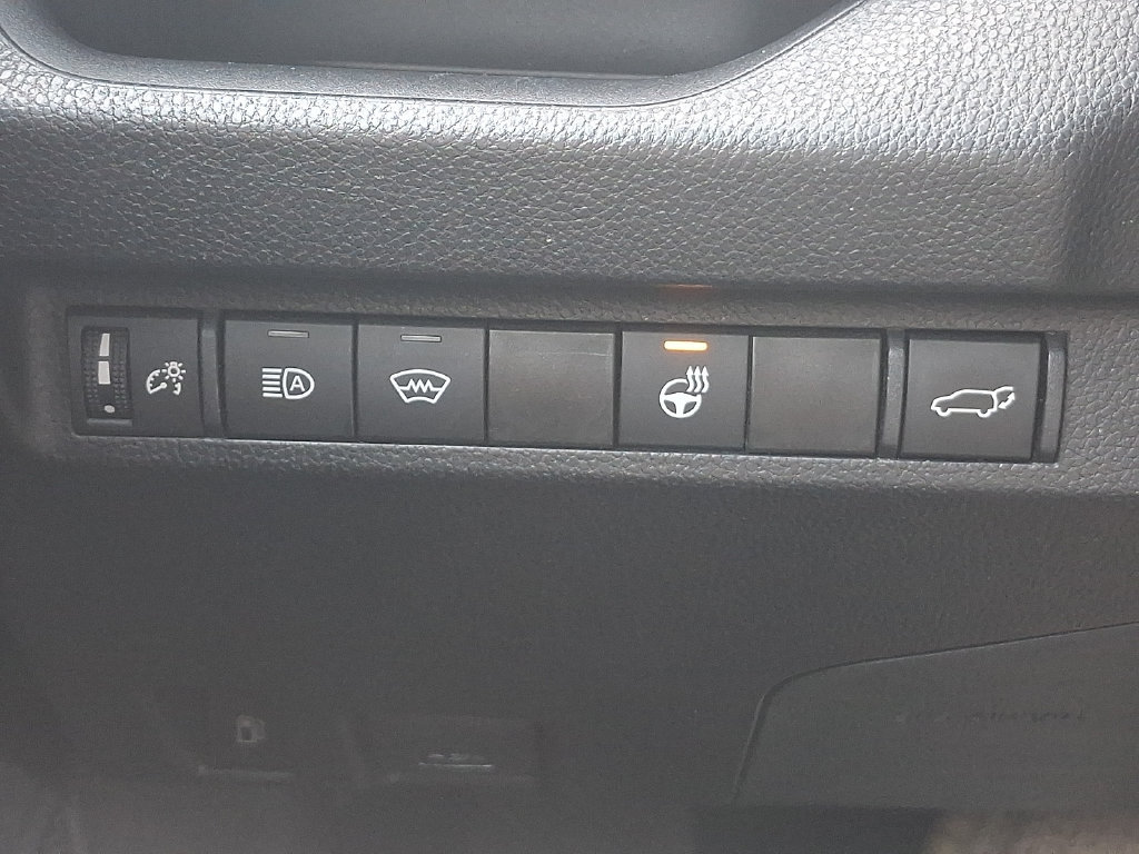Used 2024 Toyota RAV4 XLE Premium w/ Weather Package AWD/4WD image 22