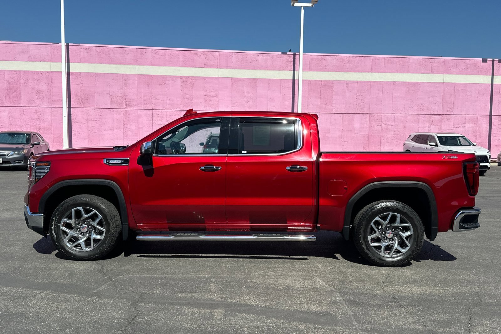 Used 2023 GMC Sierra 1500 SLT w/ SLT Convenience Package image 7