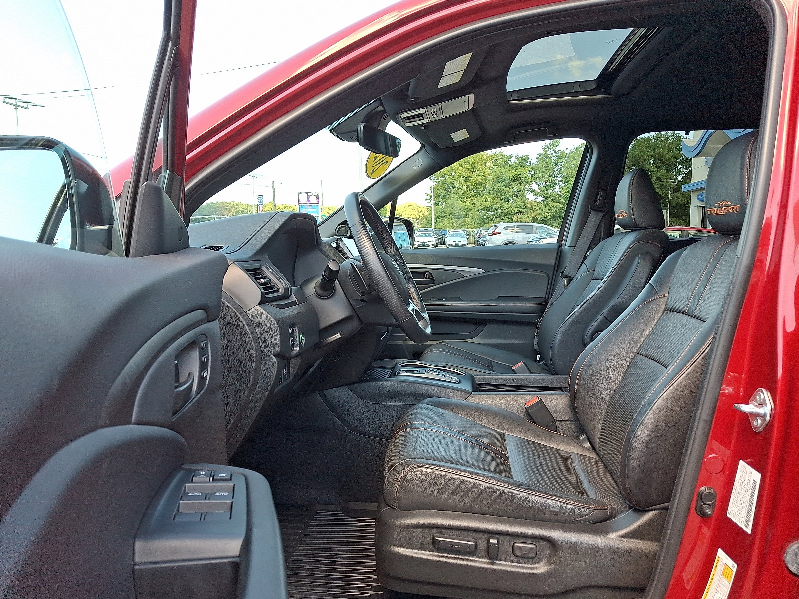 Used 2022 Honda Passport TrailSport image 14