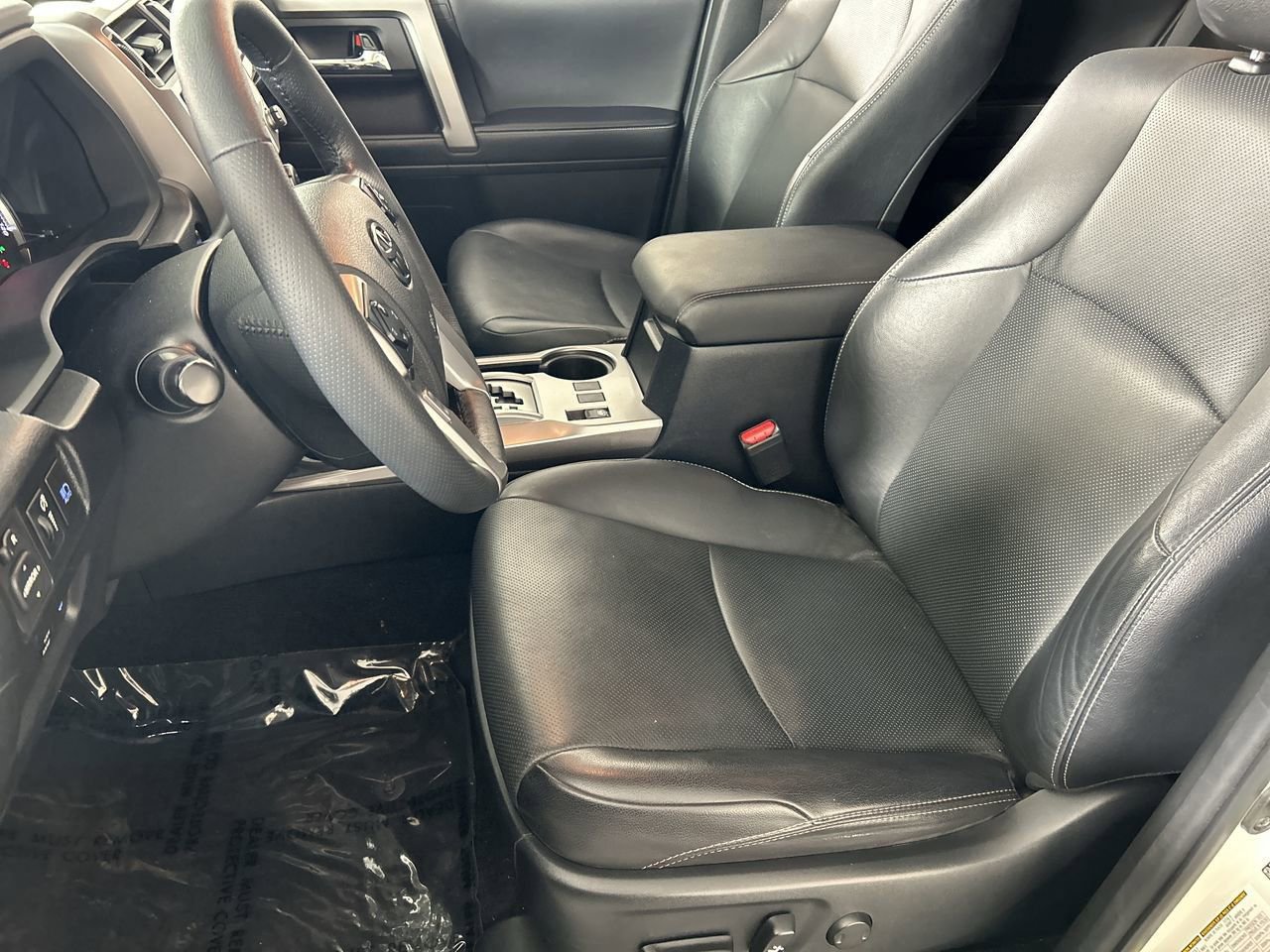 Used 2023 Toyota 4Runner Limited AWD/4WD image 21