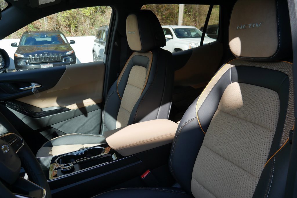 New 2026 Chevrolet Equinox ACTIV w/ Convenience Package III image 9