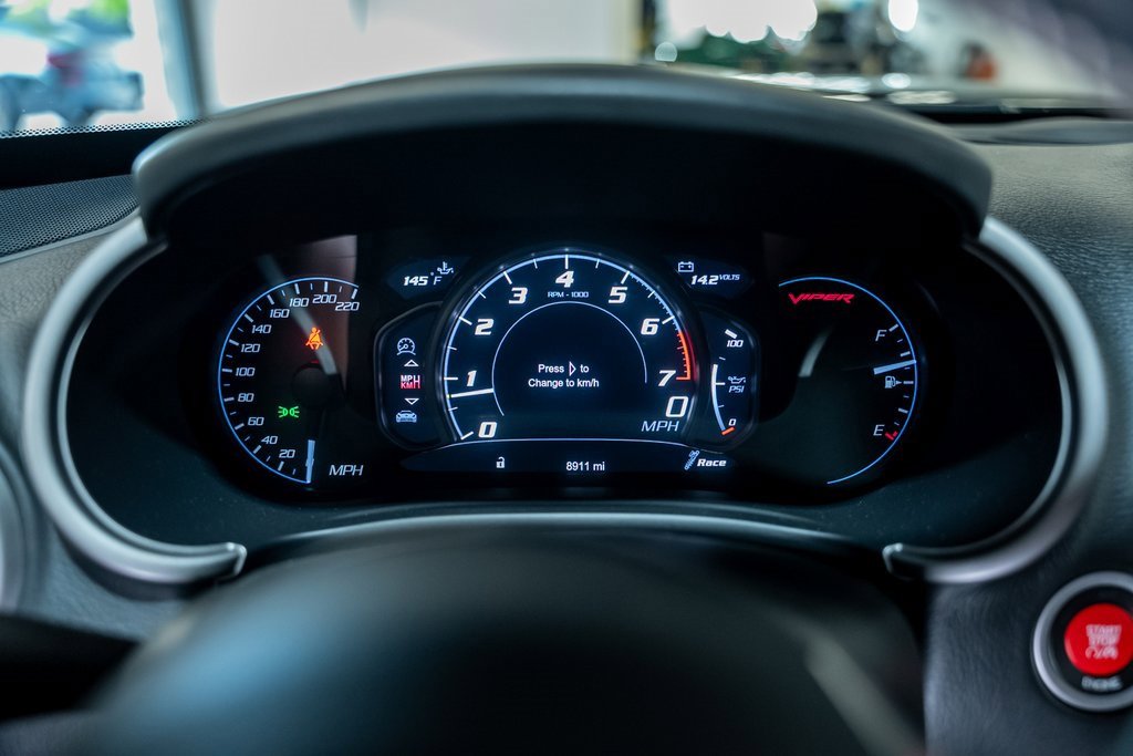 Used 2013 SRT Viper GTS w/ GTS Laguna Interior Pkg image 42