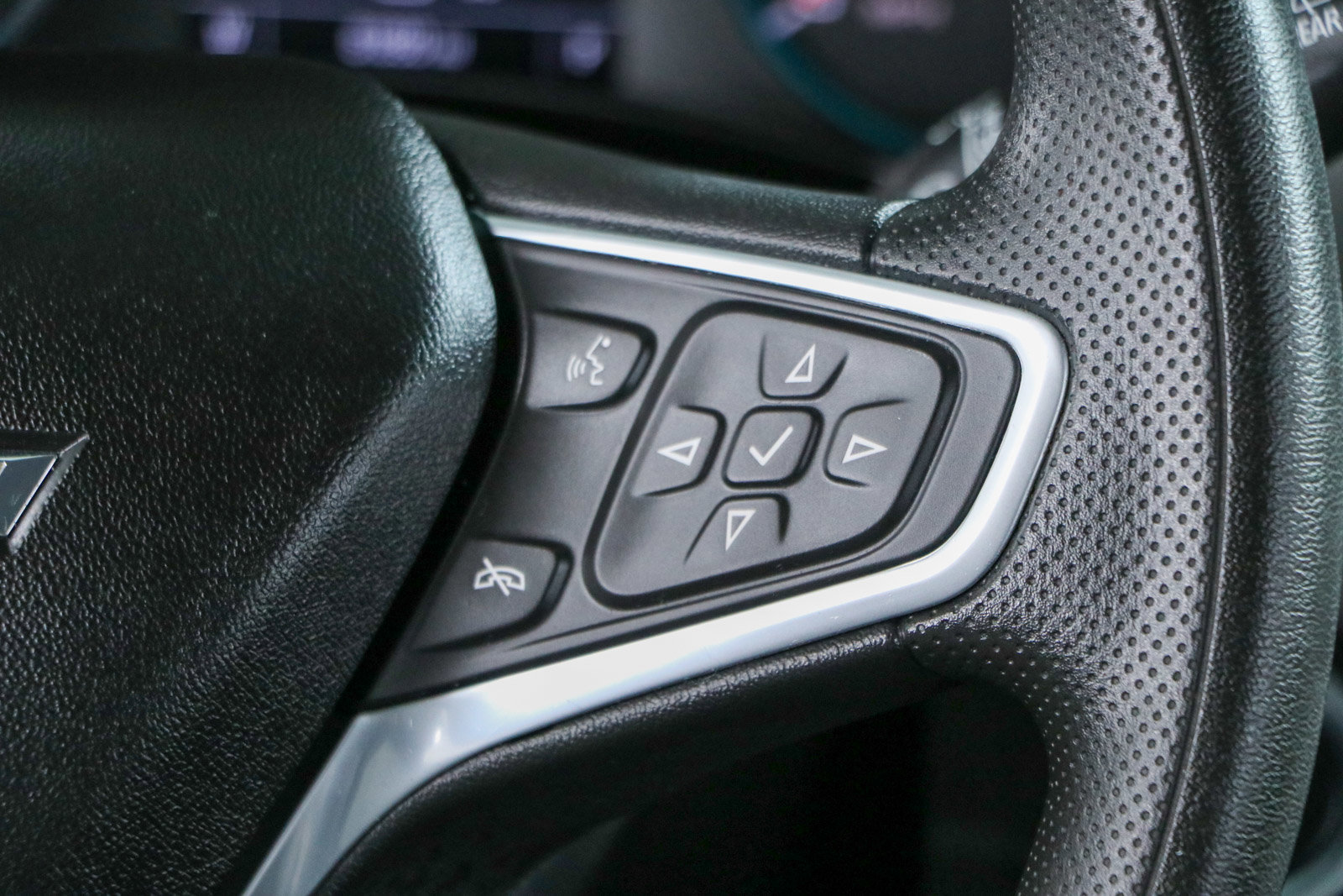 Used 2022 Chevrolet Equinox LS image 14