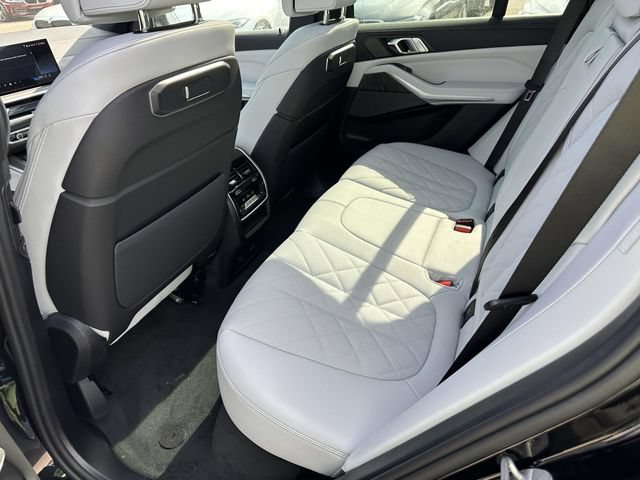 New 2026 BMW X5 xDrive40i w/ Climate Comfort Package AWD/4WD image 8
