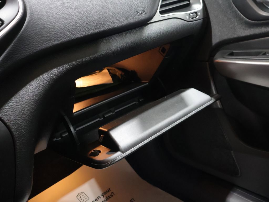 Used 2021 Jeep Cherokee Latitude Lux image 29