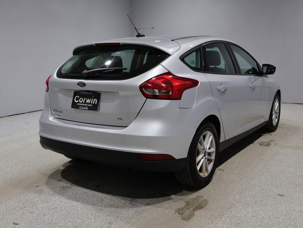 Used 2018 Ford Focus SE image 2