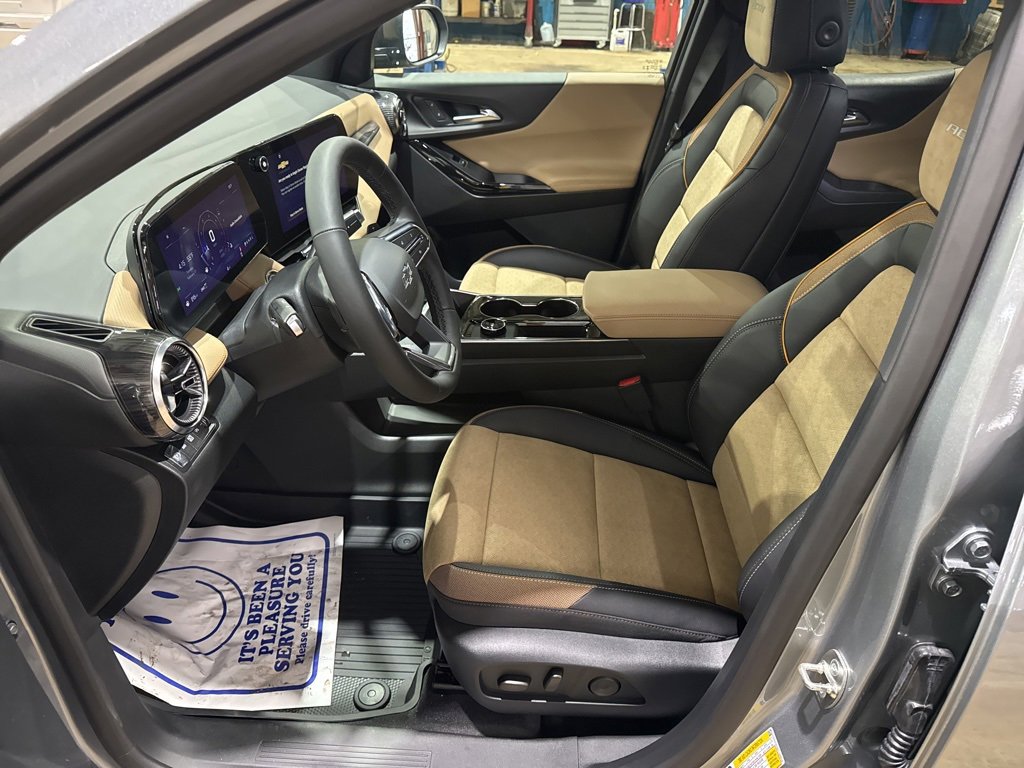 New 2026 Chevrolet Equinox ACTIV w/ Convenience Package III image 19