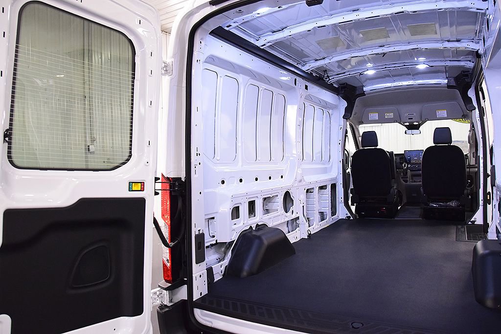 New 2026 Ford Transit 150 148 Medium Roof RWD image 33