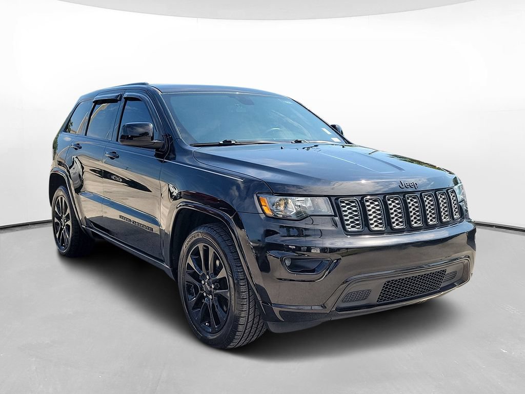 Used 2019 Jeep Grand Cherokee Altitude RWD image 3