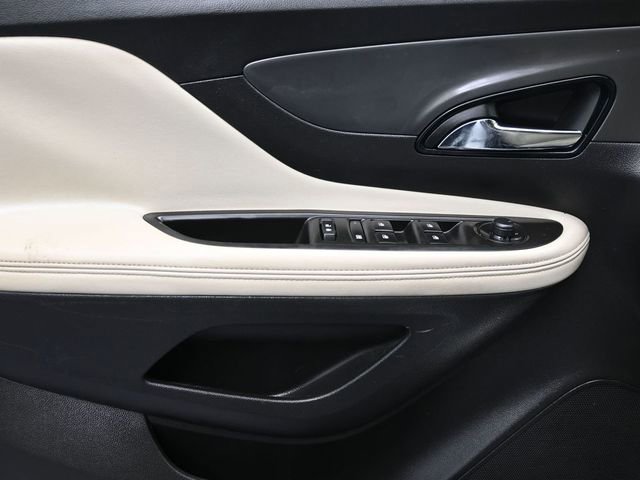 Used 2017 Buick Encore Essence FWD image 7