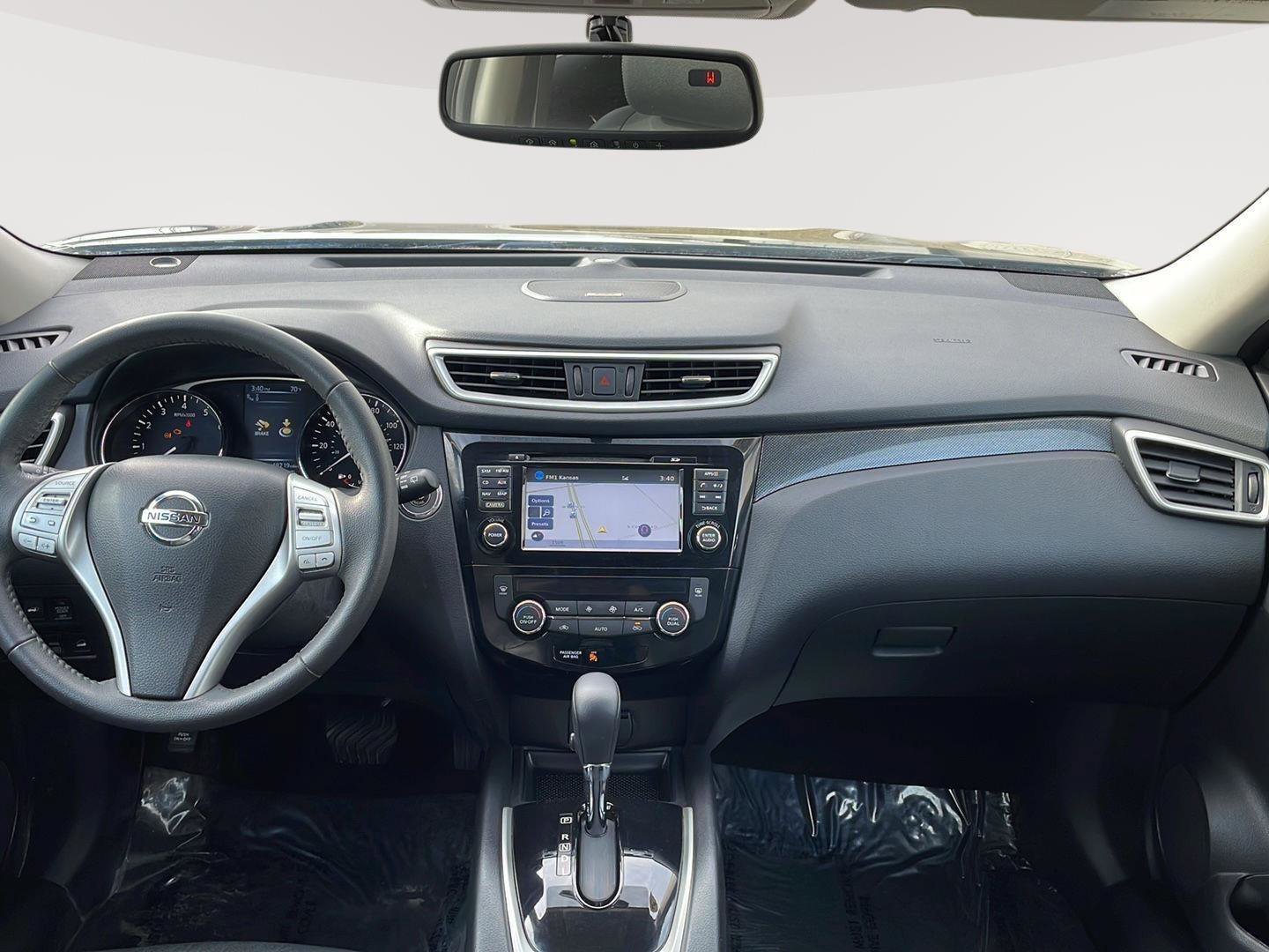 Used 2016 Nissan Rogue SL w/ SL Premium Package image 27