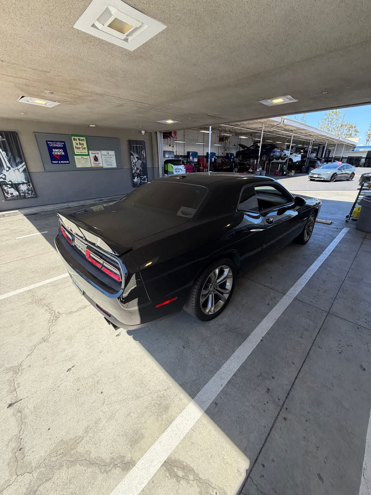 Used 2020 Dodge Challenger R/T RWD image 5