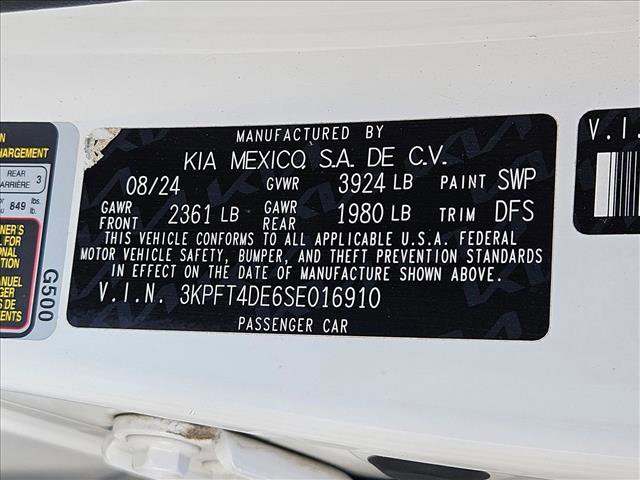 Used 2025 Kia K4 LXS image 23