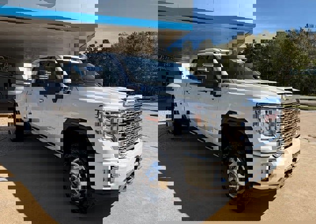 Certified 2022 GMC Sierra 3500 Denali w/ Denali Ultimate Package image 1