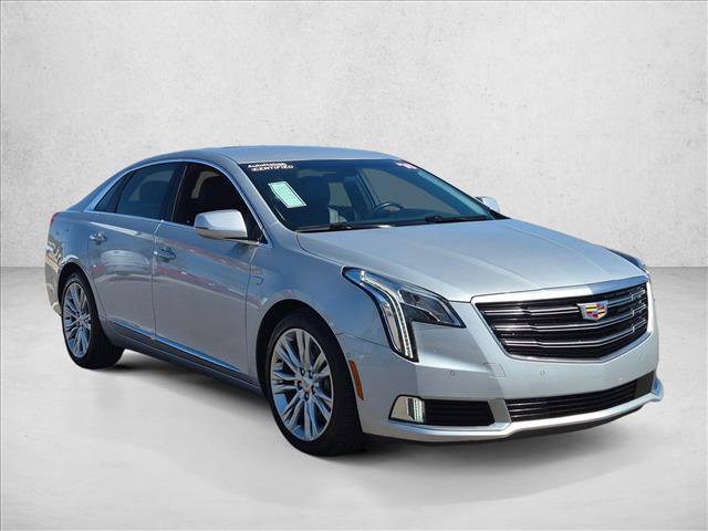 Used 2018 Cadillac XTS Luxury FWD image 3
