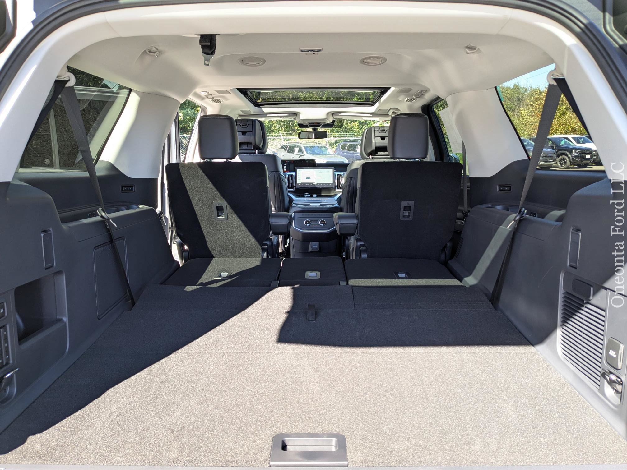New 2027 Ford Expedition Max Platinum w/ Driver's Package AWD/4WD image 12