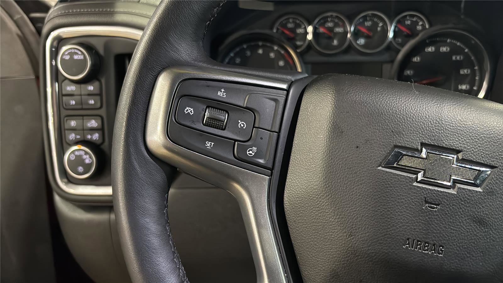 Used 2022 Chevrolet Silverado 1500 RST w/ Z71 Off-Road Package image 14